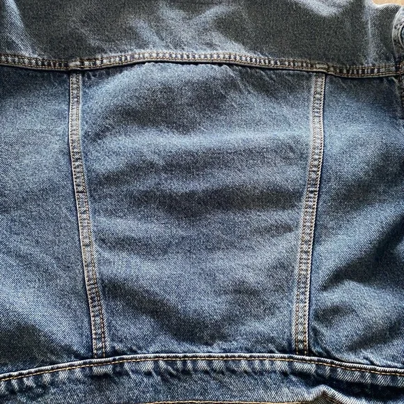 Old Navy Jean Jacket - Picture 3 of 14